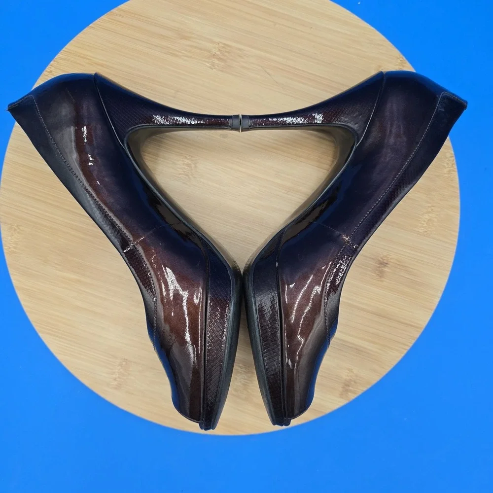 Gianni Bini Brown Patent Leather Peep-Toe Platform‎ Pumps Women's 8M